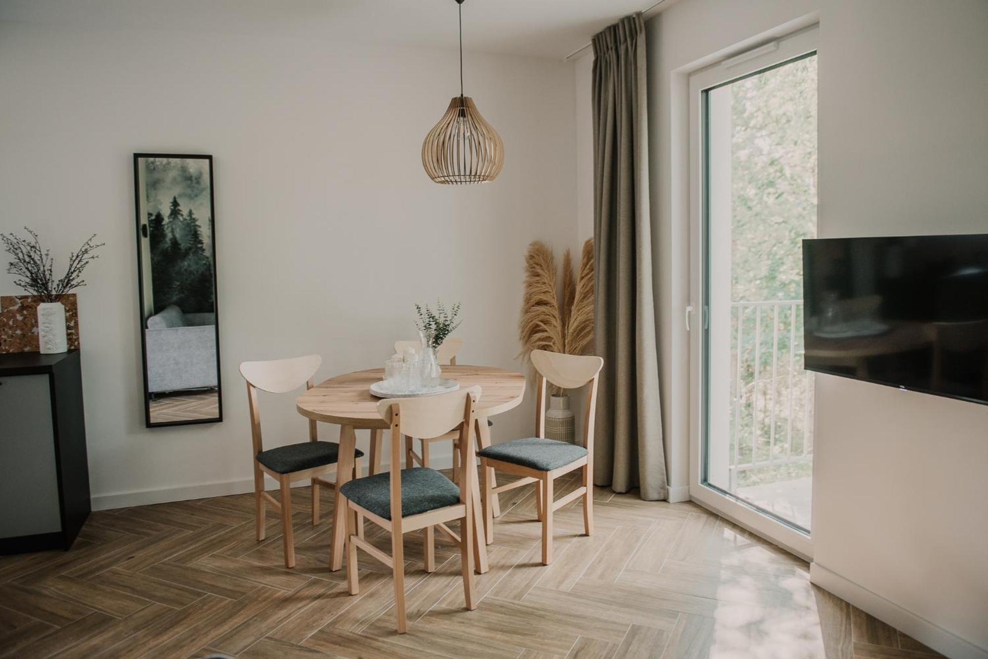 Sam Las Apartamenty Bialowieza Exterior photo